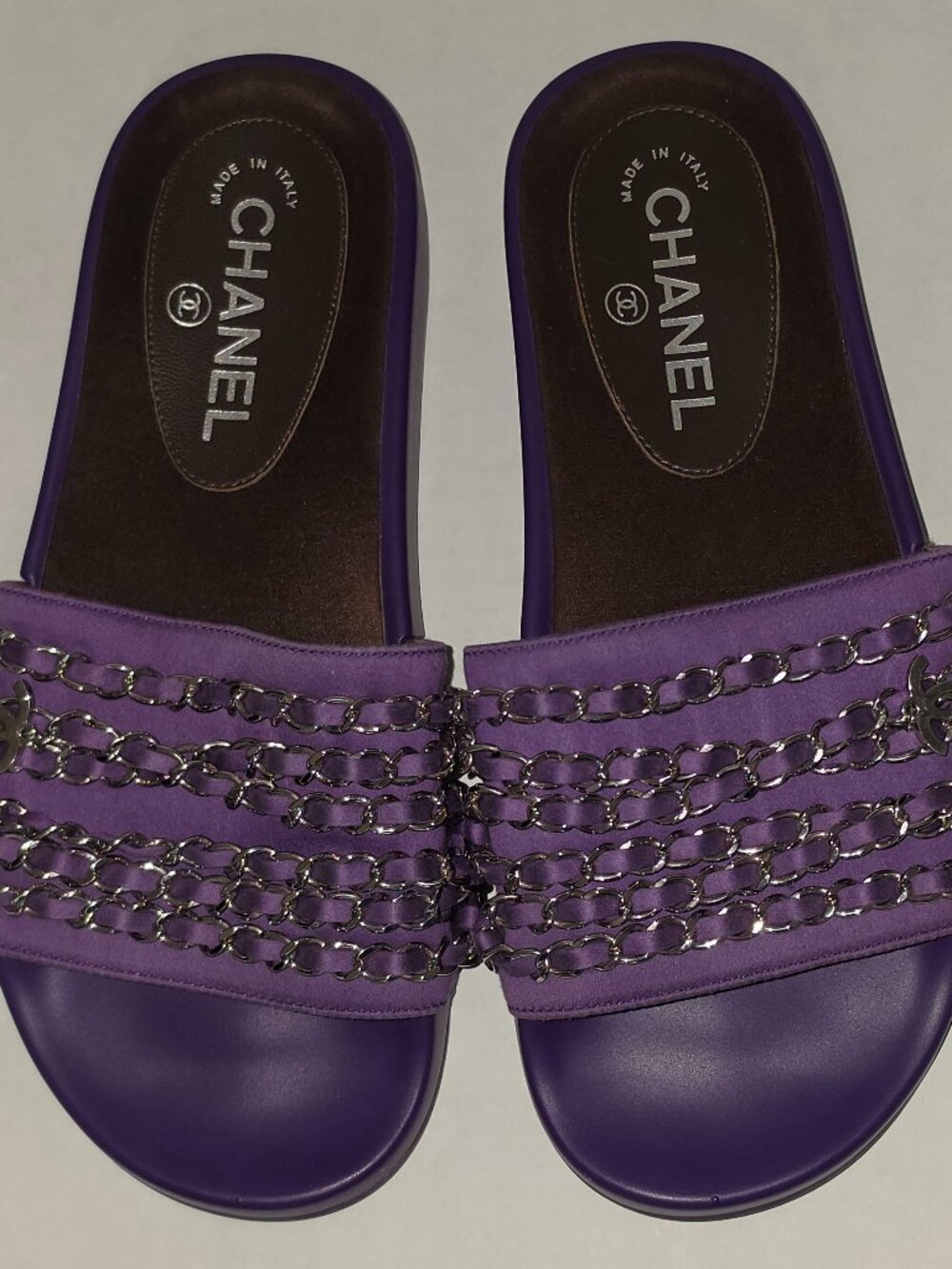 Chanel Tropiconic Chain-link Slides in Purple, Size 37